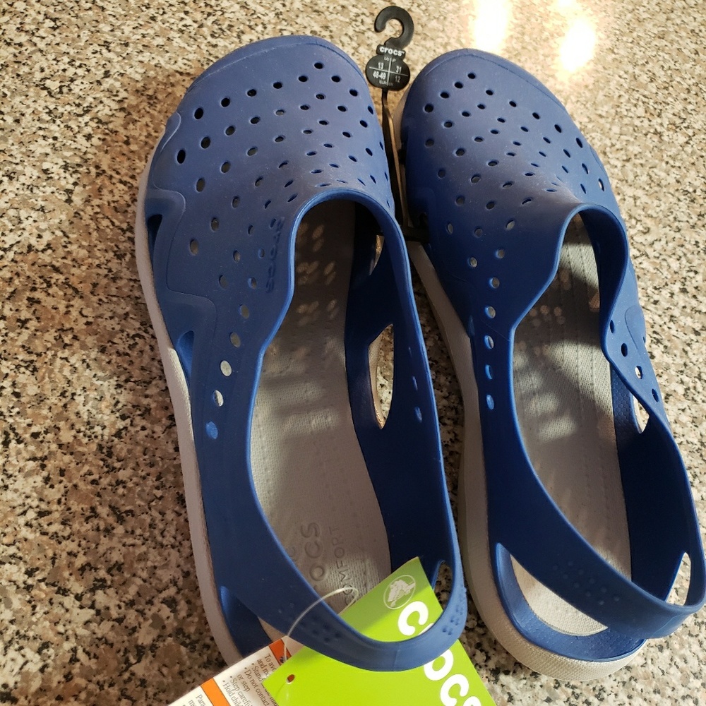 Brand new pair of men's Swiftwater Wave Crocs